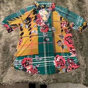 Beautiful Women’s Floral 7th Avenue New York & Company Blouse Large